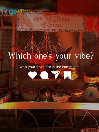 A 'Spices & Fruits of Oman' stall, offering guests a taste of the local culture. We love creating experiences that are authentic to the wedding's destination.