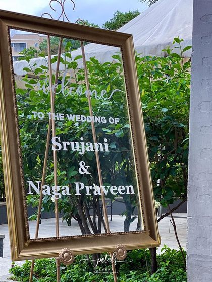 Petals - Wedding Decoration & Styling Welcoming Entrances & Signage photo 13