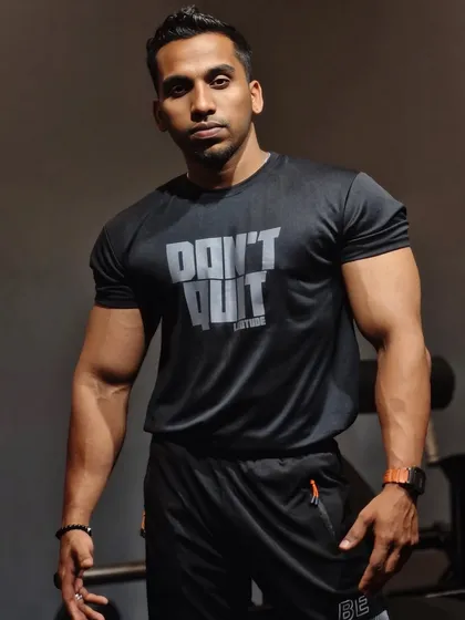 The message is simple: Don't Quit. This is the core of my philosophy. Motivation will fade, but the habits we build together will carry you to your goals.