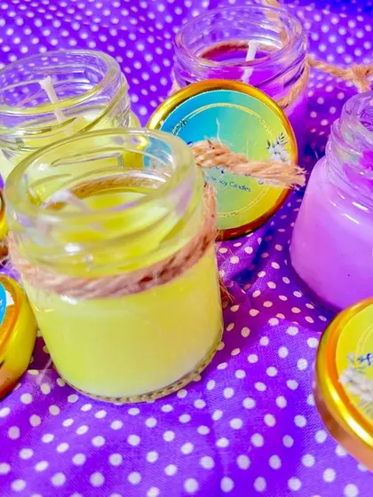 My small scented jar candles are perfect for creating gift hampers. Here you can see the Lavender and Vanilla options, ready to be gifted for Diwali or any other occasion.