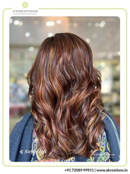 We crafted these refined highlights to create a timeless and elegant look. The careful placement ensures the color looks natural and grows out gracefully.