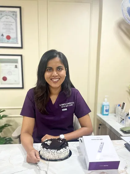 We are committed to investing in the latest technology to provide superior results. Here, I am with our Sesderma Nanopore Pen, an advanced microneedling device that enhances treatment for concerns like acne scars, fine lines, and uneven skin texture by improving product absorption.