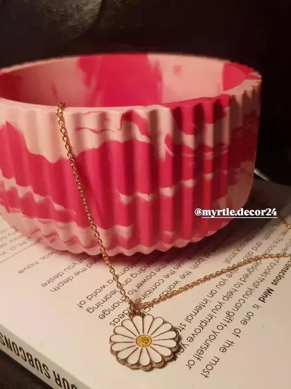 Another angle of our sold-out marble pink jar, a piece we absolutely loved making.