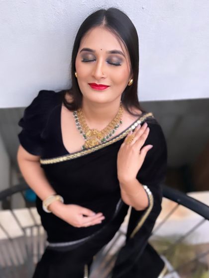 Rashmi - Photoshoot & Creative Makeup Modern Glam & Reception Looks photo 3