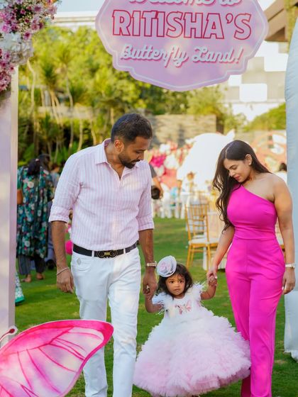 Candid Family Moments photo 5