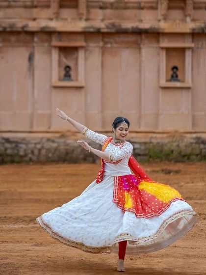 Adithi Ashok - Indian Classical & Fusion Dance Performances The Dancing Sisters: Kathak & Bharatanatyam Duets photo 20