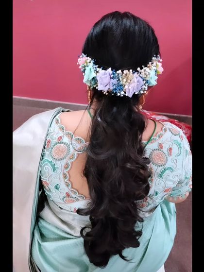 Laxmi Ramkrishna - Special Occasion Hairstyling Flowing Curls & Half-Up Styles photo 42