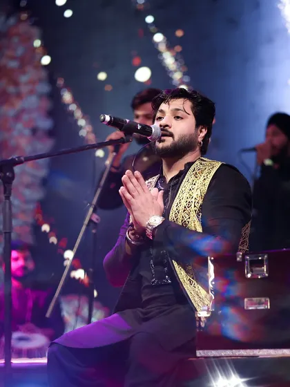 A moment of prayer and gratitude during a wedding show in Delhi. I believe music is a form of prayer, and I bring that devotion to every performance.