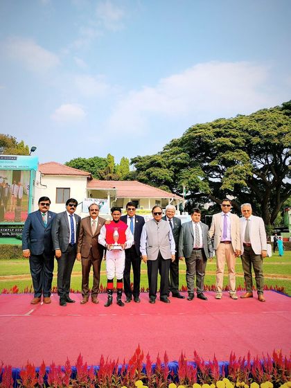 The winning connections of the Governor's Trophy.