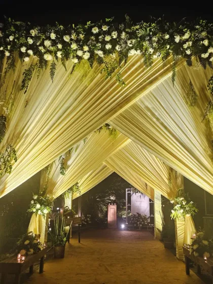 The Wedding Crowns by Mamta Dua - Full Wedding Planning Breathtaking Entrances & Aisles photo 6