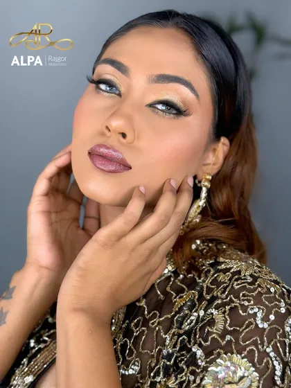 A powerful and confident final look, which is the goal for every client and what I teach my students to achieve.