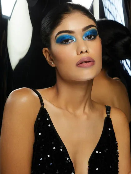 A bold, electric blue eyeshadow look created by a student at our Delhi academy. Her work speaks of perfection and confidence, showing she is a truly stunning artist.