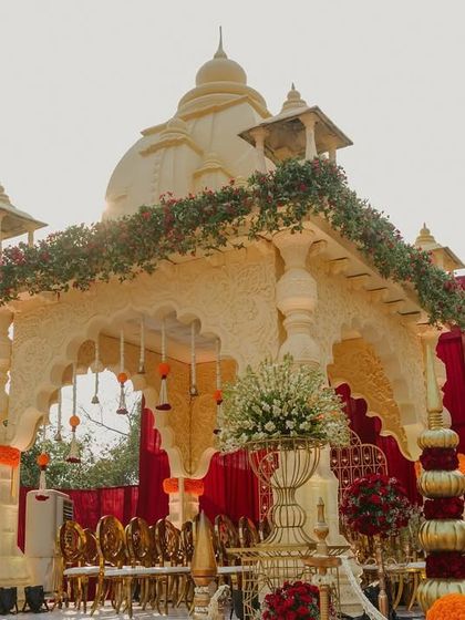 Royal Sanctuaries: Grand Wedding Mandaps & Receptions photo 6