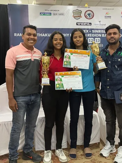 Our U17 Girls Doubles runners-up, Anriya and Nidhi, with their proud coaches.