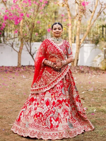 Timeless Red & Royal Brides photo 38