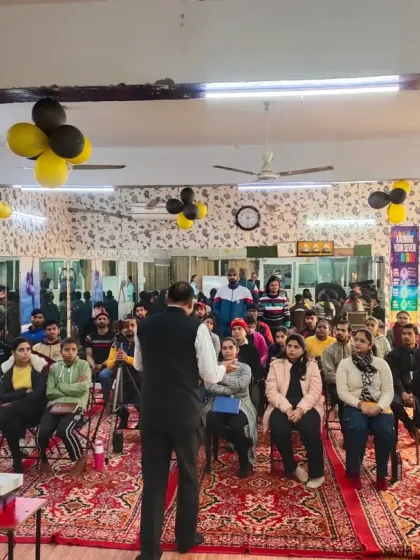 Anubhuti Yog - 200-Hour Yoga Teacher Training Expert Workshops & Guest Lecturers photo 10