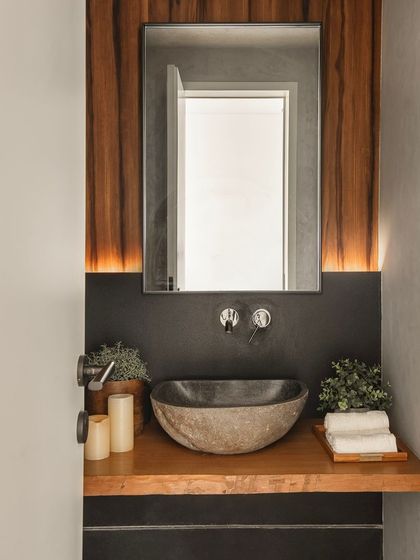 Aakriti Saraf Design - Full-Service Residential Interior Design Modern Bathroom Sanctuaries photo 22