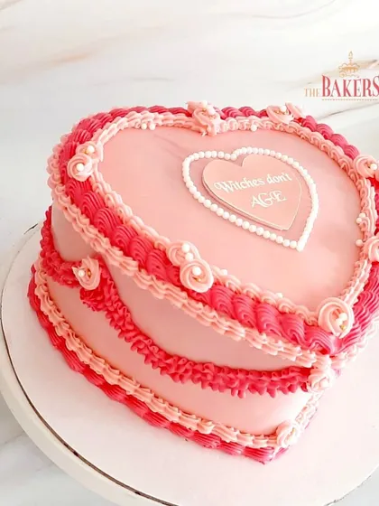 Ridhi ordered this pink vintage heart-shaped birthday cake for her best friend. The intricate piping details give it a gorgeous, nostalgic feel. It's a no-fondant cake that's perfect for birthdays or anniversaries.