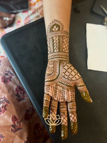 Lotus Mehendi Arts - Event Mehendi Services Intricate Bridal & Sangeet Mehendi photo 18
