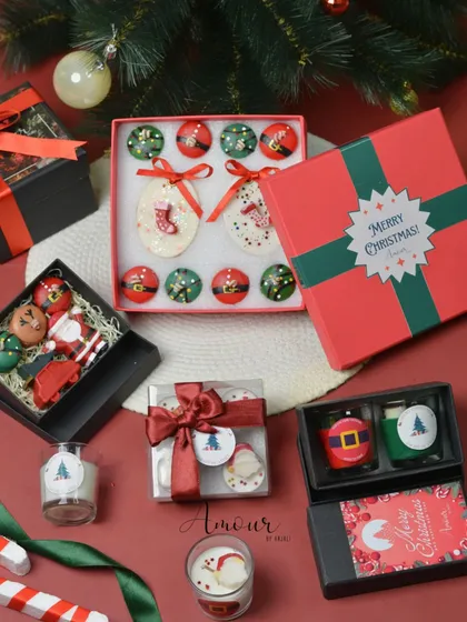 Affordable gifting made easy. My budget-friendly Christmas candles, like the Holly Jolly Box and Merry Melts, bring warmth and magic to the holiday season.