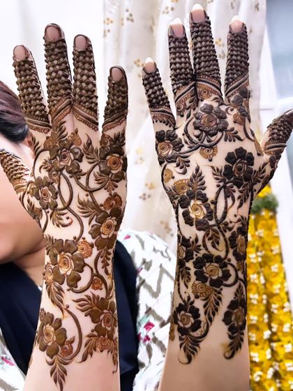 Hajira Mehendi Artist - Mehndi Artist Services Modern & Minimalist Designs photo 22
