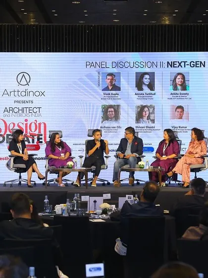 The panel in action, discussing the future of design and the challenges of the industry.