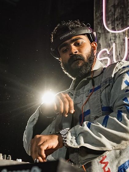 Vasishth - Live DJ Services College Fest Domination photo 21