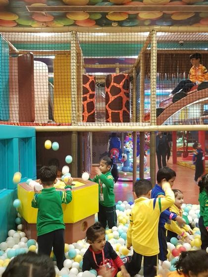 School Picnics & Group Fun photo 3