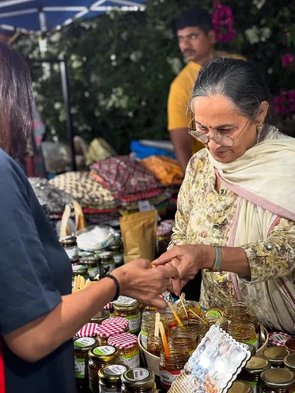 Come and say hello at one of our market stalls. I love giving people a little taste of our jams and pickles. It is the best way for you to find your favourite.