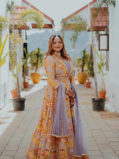 Elegant Looks for Wedding Guests photo 6