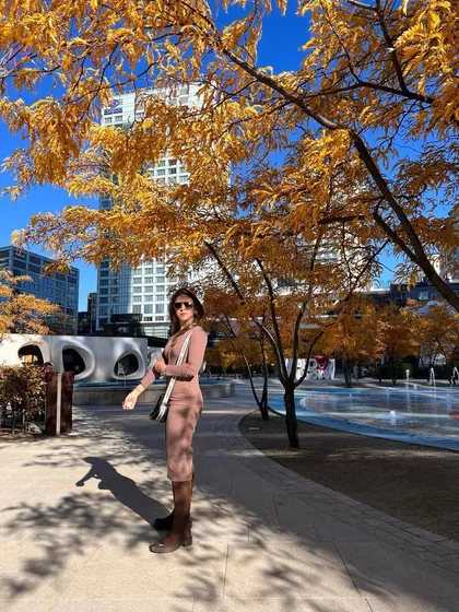The golden autumn leaves were just too beautiful not to capture. My travel style is all about being comfortable and chic.