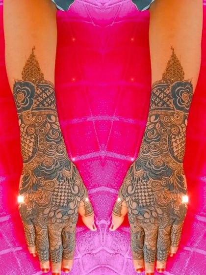 Full Coverage Bridal Henna photo 10