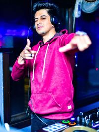 Remix & Mashup Production