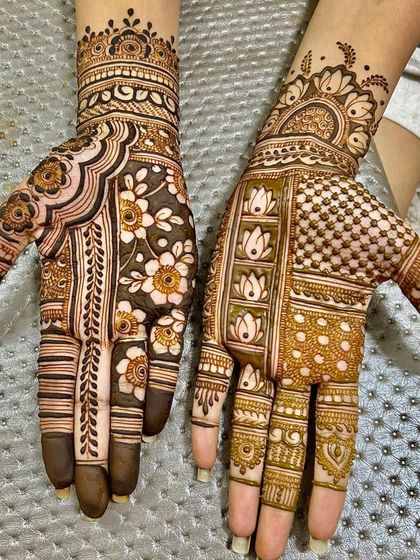 Intricate Bridal Mehendi photo 45