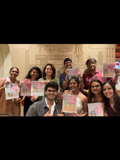 A happy group photo from a workshop where we used edible superfood powders to paint. Always fun to experiment!