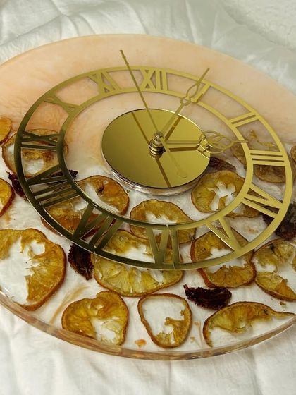 The complete fruit slice clock, a fun and unique way to tell time. This piece is perfect for anyone who loves a touch of whimsy and color in their home.