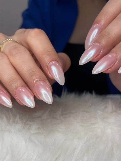 Another view of the beautiful holochrome stiletto nails.