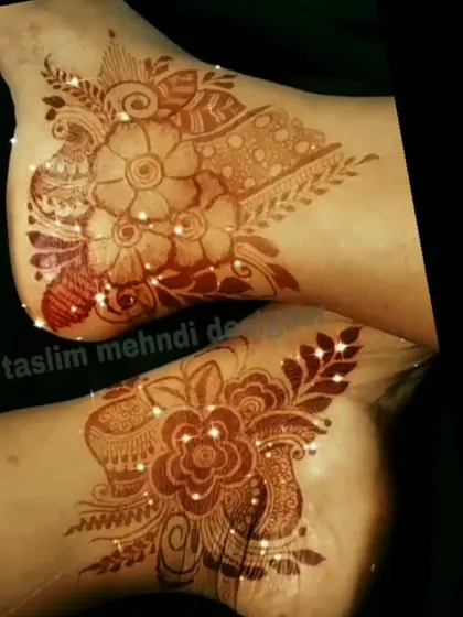 A sparkling floral design on the side of the foot. This is a beautiful and discreet way to wear henna for any occasion.