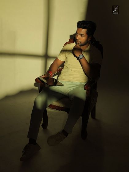 The same lighting setup used to create a more contemplative and dramatic mood.