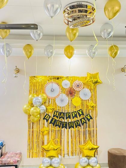Birthday Balloon Arches & Backdrops photo 84