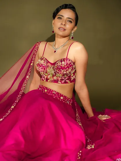 A final portrait from this elegant series, exuding confidence and grace.