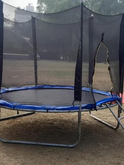 I offer large trampolines with safety nets, a fantastic addition for birthday parties or school events. The enclosure ensures kids can jump high and land safely.