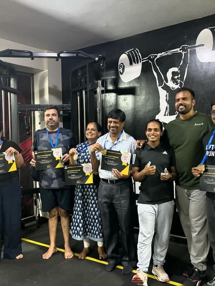 More smiling faces and proud athletes from our anniversary celebration and in-house competition.