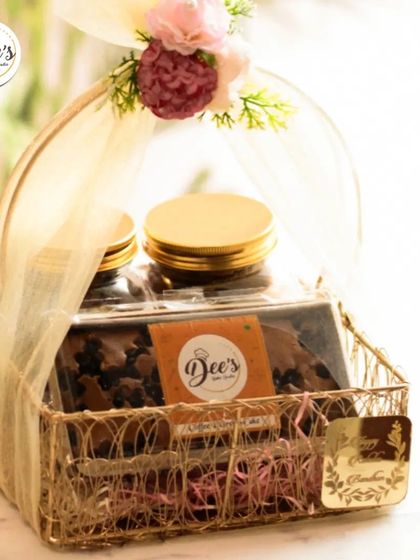 Dee's Bake Studio - Gift Hampers For the Unbreakable Bond: Rakhi Hampers photo 13
