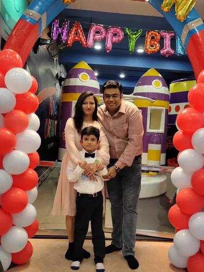A lovely family photo in front of a birthday balloon arch. I provide plenty of great photo opportunities throughout the venue.