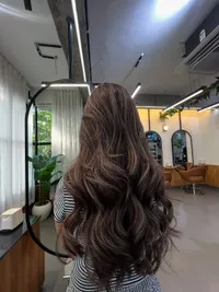 Haircut & Styling