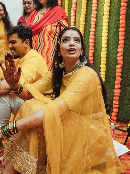 Haldi & Mehendi: Colors & Laughter photo 39