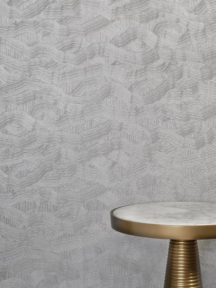 Sculptural Walls: 3D Textures & Metallic Finishes photo 30