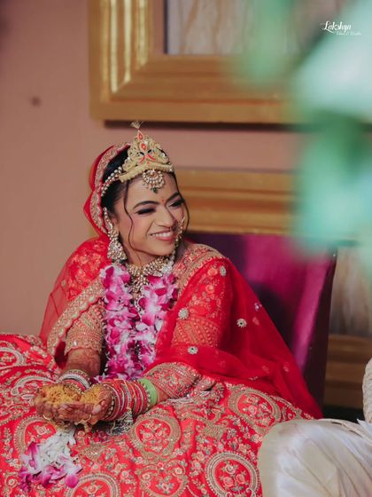 The Radiant Bride: Solo Portraits photo 16