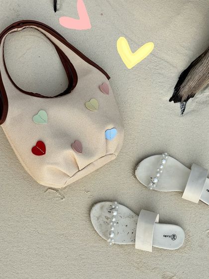 Vaishnavi Patel - Custom Photo & Video Art Travel & Adventure Doodles photo 84